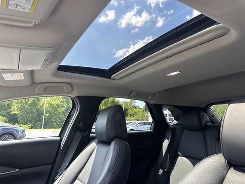 Used 2022 MAZDA CX-30 AWD 2.5 S w/ Premium Package image 15