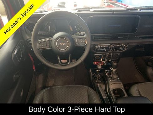 Used 2025 Jeep Wrangler Unlimited Rubicon 4xe w/ Safety Group AWD/4WD image 5