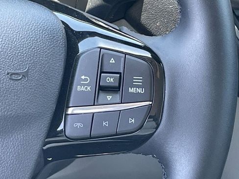 Used 2025 Ford Escape SE FWD image 14