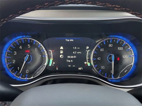 New 2026 Chrysler Pacifica Pinnacle image 12