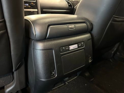 Used 2022 INFINITI QX80 Luxe w/ Cargo Package image 36