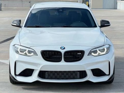 Used 2018 BMW M2 image 4
