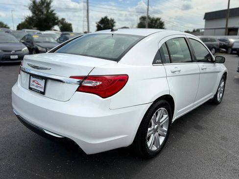Used 2013 Chrysler 200 Touring FWD image 3