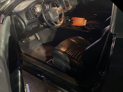 Used 2016 Dodge Challenger R/T Scat Pack image 6