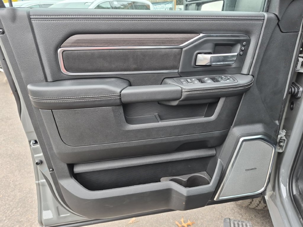 New 2027 RAM 2500 Laramie AWD/4WD image 11