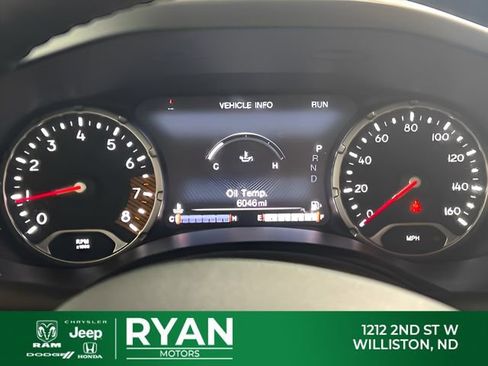 Used 2023 Jeep Renegade Limited AWD/4WD image 3