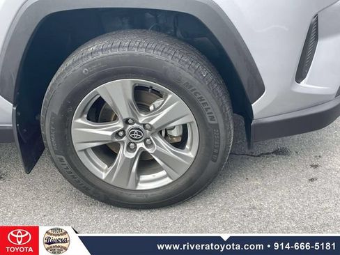 Used 2023 Toyota RAV4 XLE AWD/4WD image 9