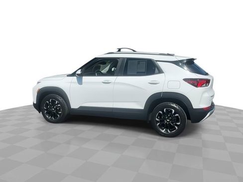 Used 2022 Chevrolet TrailBlazer LT w/ Convenience Package image 5