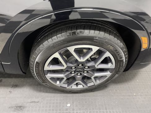 Used 2023 Chevrolet Blazer RS w/ Enhanced Convenience Package image 27