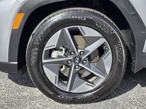 Certified 2025 Hyundai Tucson SEL FWD image 12