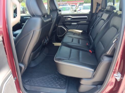 Used 2021 RAM 1500 Laramie AWD/4WD image 17