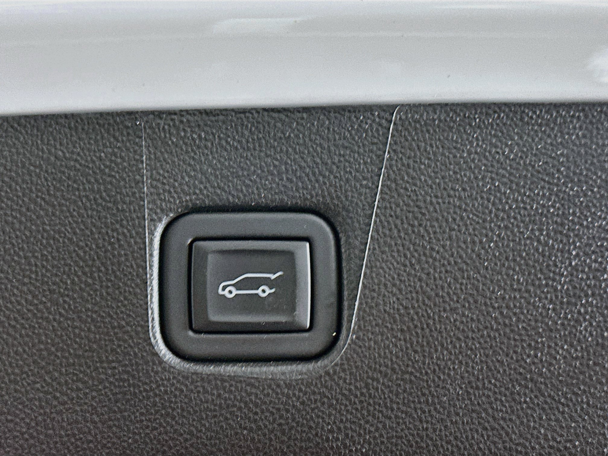 Used 2024 Chevrolet Blazer LT w/ Convenience Package FWD image 30