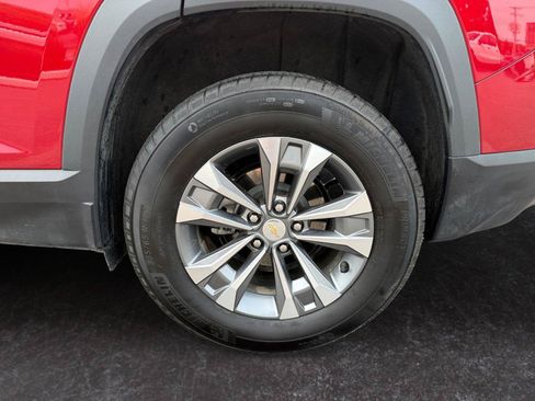 Used 2026 Chevrolet Equinox LT AWD/4WD image 15