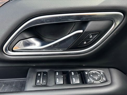 Used 2021 Chevrolet Tahoe High Country image 15