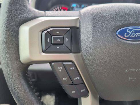Used 2019 Ford F150 Lariat w/ Trailer Tow Package RWD image 23