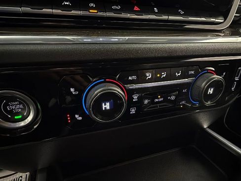 Used 2023 Chevrolet Silverado 1500 RST w/ Z71 Off-Road Package image 22