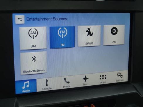 Used 2018 Ford F150 Platinum w/ Equipment Group 701A Luxury AWD/4WD image 32