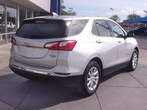 Used 2019 Chevrolet Equinox LT FWD image 10