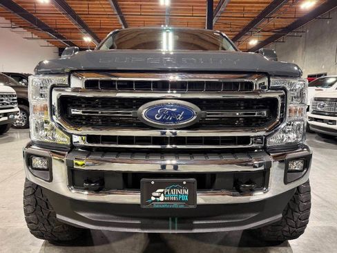 Used 2021 Ford F350 Lariat w/ Camper Package image 6