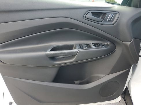 Used 2017 Ford Escape S image 17