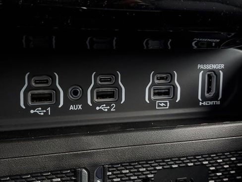 New 2026 RAM 1500 Laramie w/ Night Edition AWD/4WD image 33