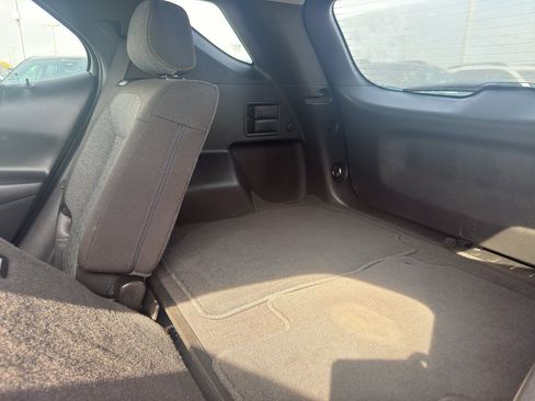 Used 2023 Chevrolet Equinox LT image 34