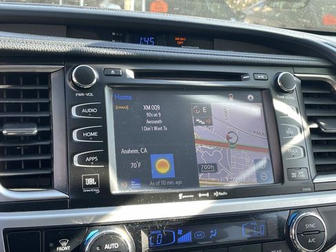 Used 2016 Toyota Highlander Limited image 9