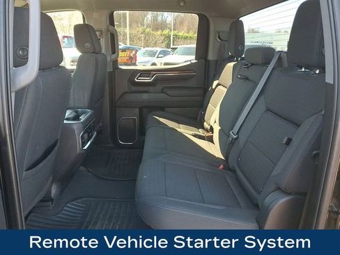 Used 2023 GMC Sierra 1500 Elevation image 14