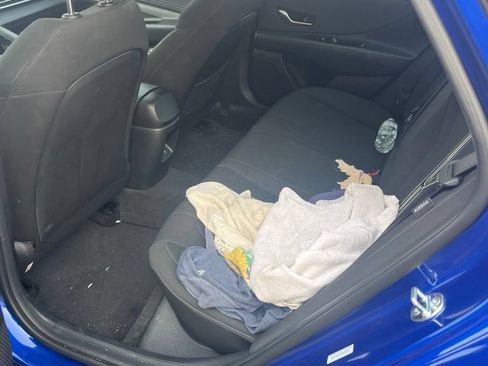 Used 2025 Hyundai Elantra SEL FWD image 7