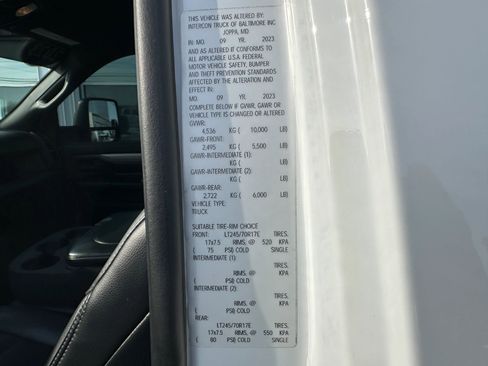 Used 2023 RAM 2500 Tradesman image 16