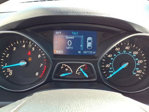 Used 2015 Ford Escape SE AWD/4WD image 24