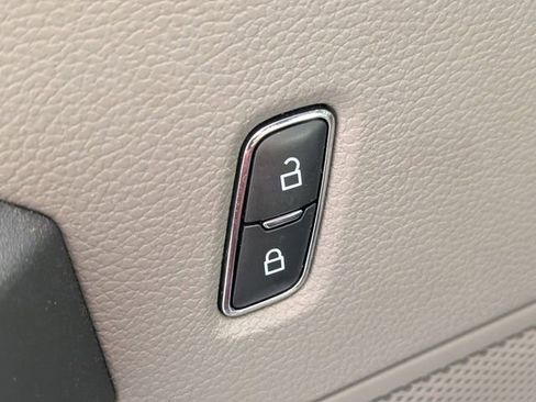 Used 2019 Ford F150 XL w/ Equipment Group 101A Mid RWD image 11