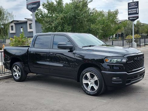 Used 2026 RAM 1500 Express RWD image 2