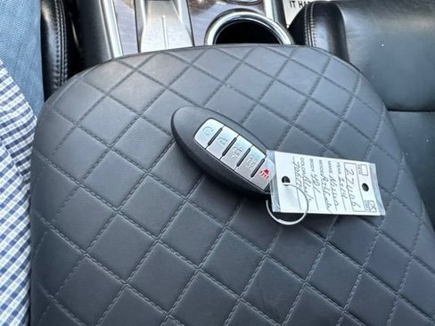 Used 2014 Nissan Pathfinder SL w/ Cargo Package FWD image 41