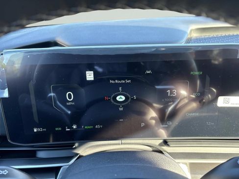 New 2026 Kia Carnival SX w/ SX Dark Edition Package FWD image 32