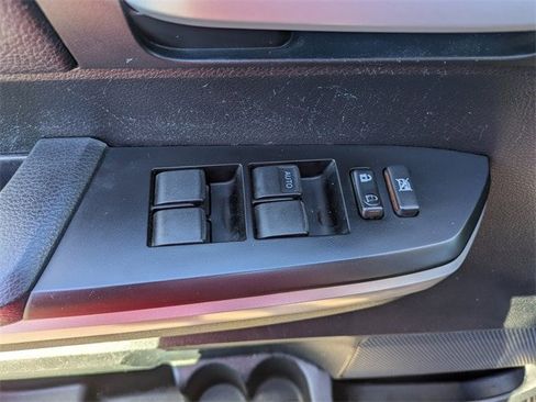 Used 2016 Toyota Tundra SR5 image 19