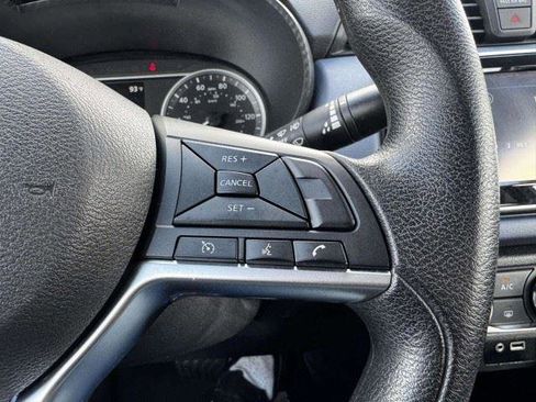 Used 2023 Nissan Versa SV FWD image 26