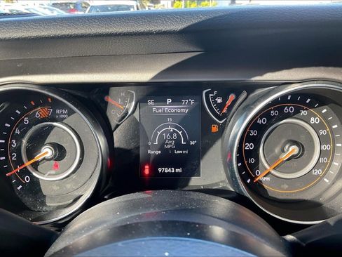 Used 2020 Jeep Wrangler Unlimited Sport S image 19