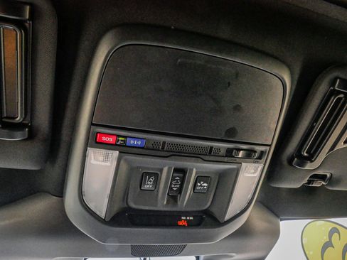 Used 2023 Subaru Forester Wilderness w/ Wilderness Package image 27