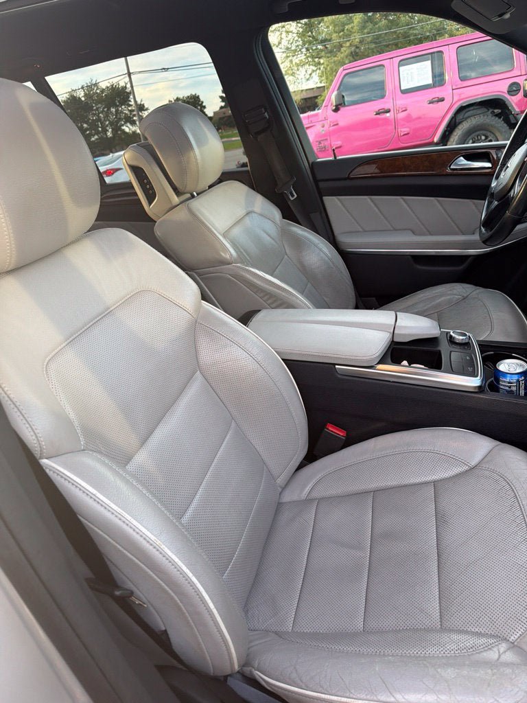 Used 2013 Mercedes-Benz GL 450 4MATIC image 7
