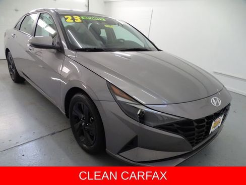 Used 2023 Hyundai Elantra SEL FWD image 1
