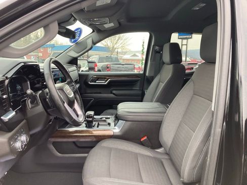 Used 2023 GMC Sierra 1500 Elevation w/ X31 Off-Road Package image 8