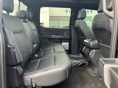 Used 2025 Ford F150 Lariat w/ Equipment Group 502A High AWD/4WD image 37