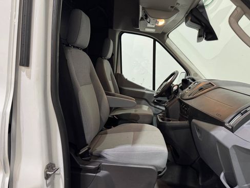 Used 2018 Ford Transit 250 148 High Roof Extended RWD image 6