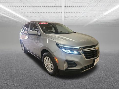 Used 2024 Chevrolet Equinox LT image 4