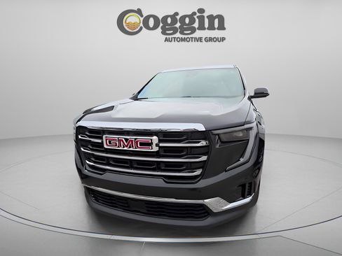 Used 2025 GMC Acadia Elevation image 14