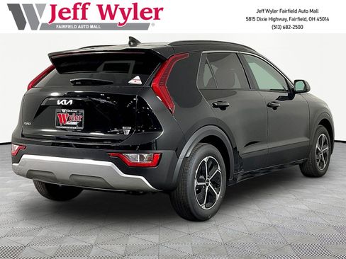 New 2026 Kia Niro LX FWD image 7