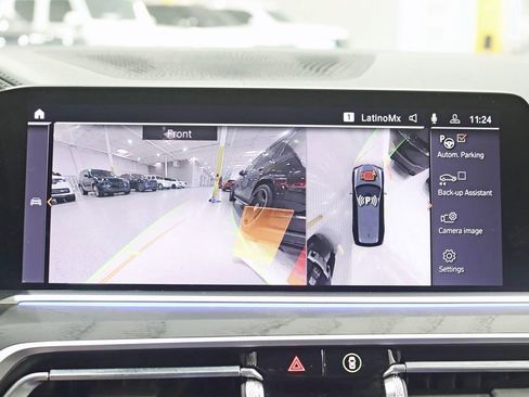 Used 2020 BMW X7 xDrive40i w/ M Sport Package AWD/4WD image 16