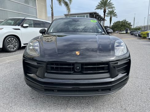 Used 2025 Porsche Macan AWD/4WD image 12