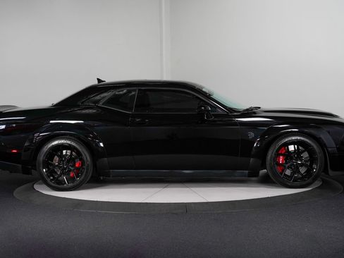 Used 2023 Dodge Challenger SRT Hellcat RWD image 8